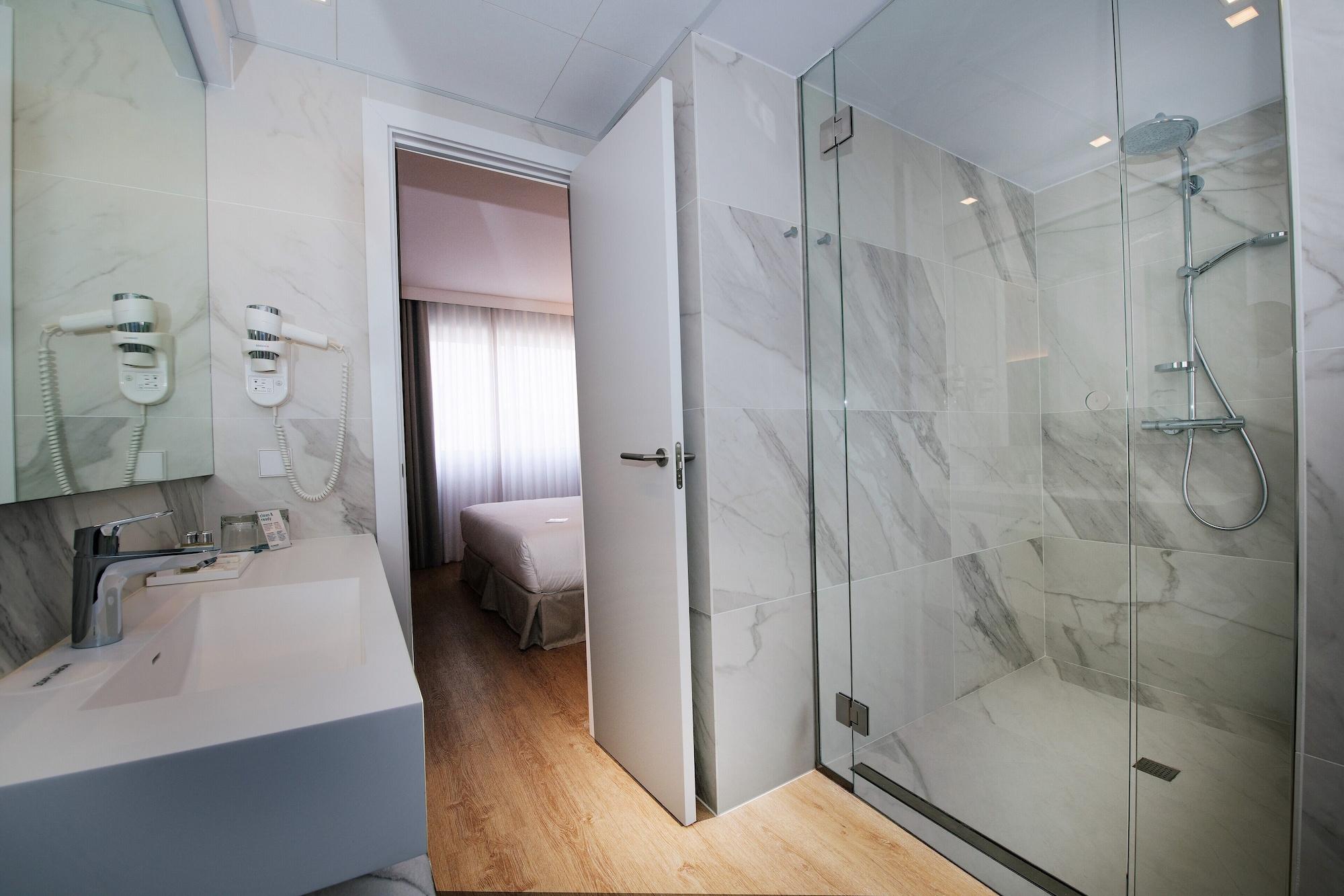 Occidental Vigo Hotel Luaran gambar