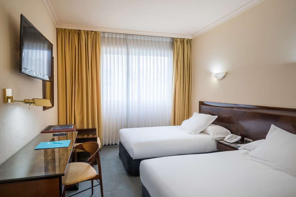 Occidental Vigo Hotel Luaran gambar