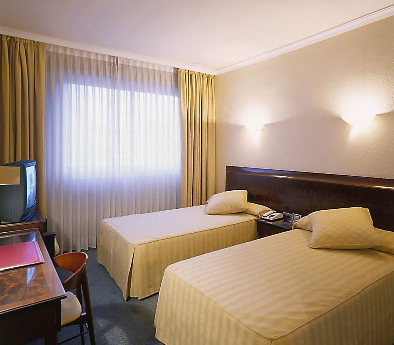 Occidental Vigo Hotel Bilik gambar